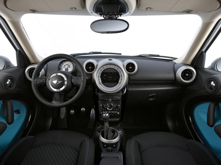  Mini Cooper Countryman S All4 2010 года  (фото 28 из 67)
